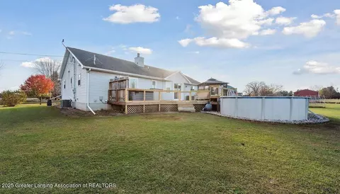 Exterior - 5380 W Lowe Rd, Saint Johns, MI 48879 photo 2 of 4
