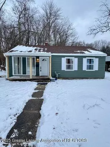 1003 E Broadwell St, Albion, MI 49224