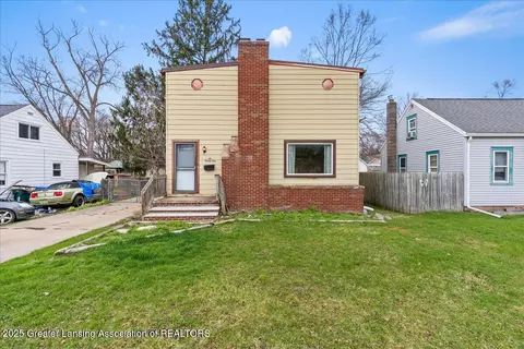 629 E Cavanaugh Rd, Lansing, MI 48910 photo 3
