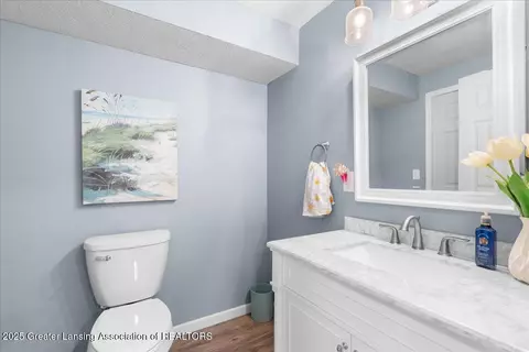 Bath - 4147 Presidents Way, Dewitt, MI 48820 photo 3 of 3