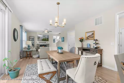 Dining - 4147 Presidents Way, Dewitt, MI 48820 photo 2 of 2