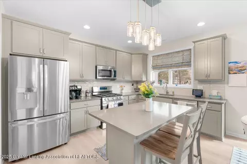 Kitchen - 4147 Presidents Way, Dewitt, MI 48820 photo 2 of 3