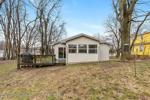 Exterior - 1849 Aurelius Rd, Holt, MI 48842 photo 3 of 3