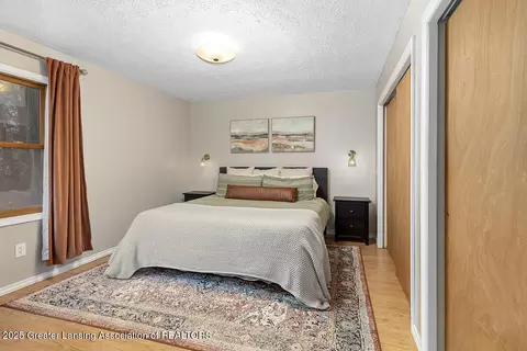 Bedroom - 1849 Aurelius Rd, Holt, MI 48842 photo 1 of 4