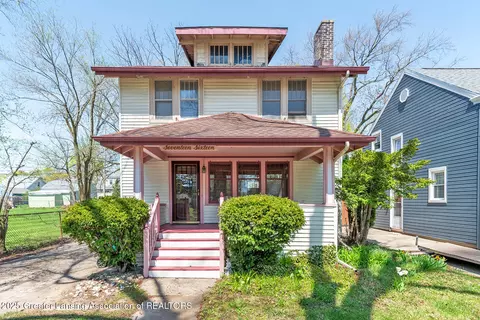 1716 W Shiawassee St, Lansing, MI 48915