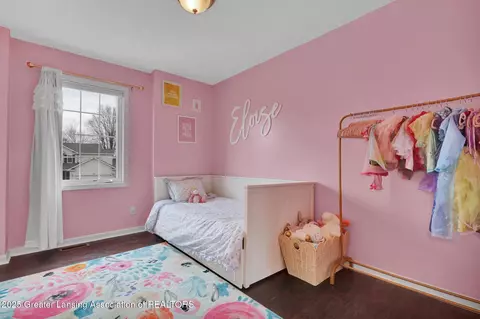Bedroom - 346 Coventry Ln, Mason, MI 48854 photo 6 of 6