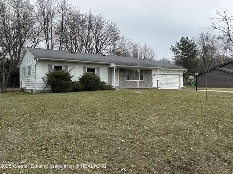 12890 Kingsgate Way, Grand Ledge, MI 48837