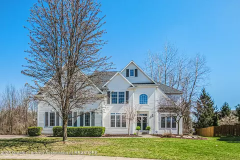 16875 Black Walnut Ln, East Lansing, MI 48823