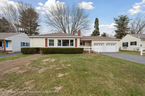 621 E Church St, Williamston, MI 48895