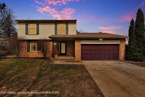 5508 Windmill Ct, Lansing, MI 48917