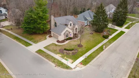 View/Area - 5607 White Ash Ln, Haslett, MI 48840 photo 3 of 5