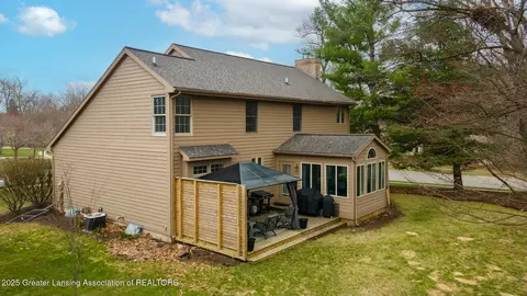 Exterior - 5607 White Ash Ln, Haslett, MI 48840 photo 9 of 11