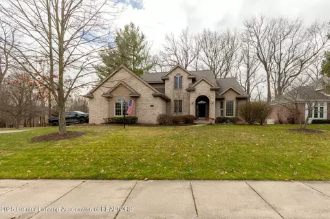 Exterior - 5607 White Ash Ln, Haslett, MI 48840 photo 3 of 11