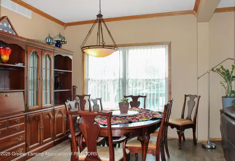 Dining - 10048 Roblyn Cir, Dimondale, MI 48821 photo 3 of 3