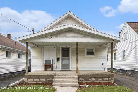 611 N Clemens Ave, Lansing, MI 48912