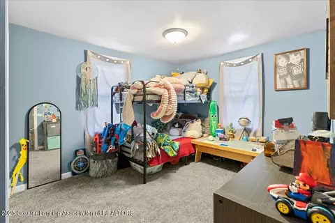 Bedroom - 19331 Partello Rd, Marshall, MI 49068 photo 2 of 2