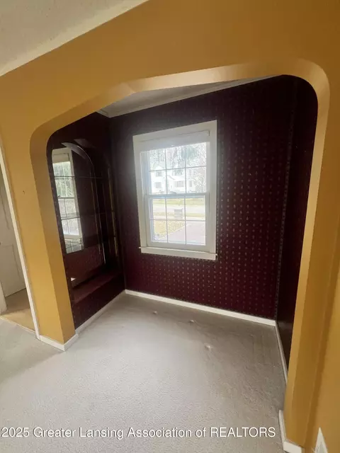 2107 Radcliffe Ave, Flint, MI 48503 photo 11