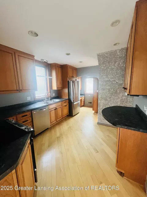 2107 Radcliffe Ave, Flint, MI 48503 photo 12