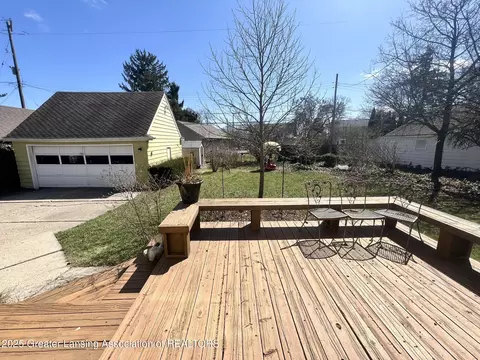 2107 Radcliffe Ave, Flint, MI 48503 photo 3