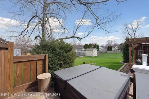 Exterior - 11782 Arrowhead Dr, Grand Ledge, MI 48837 photo 6 of 11