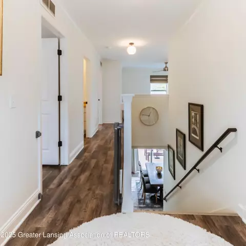 Entry Way - 13172 Addington Dr, Dewitt, MI 48820 photo 8 of 10