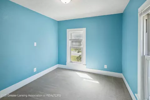 11049 Upton Rd, Bath, MI 48808 photo 18