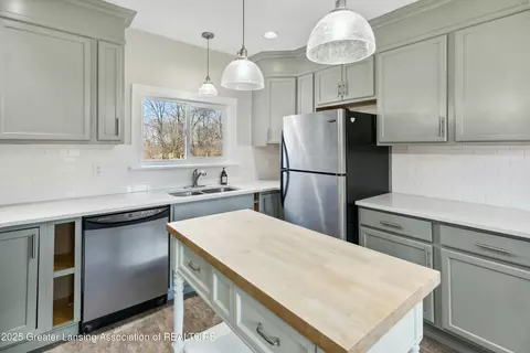 11049 Upton Rd, Bath, MI 48808 photo 11