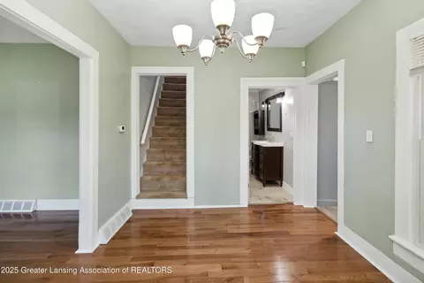 11049 Upton Rd, Bath, MI 48808 photo 8