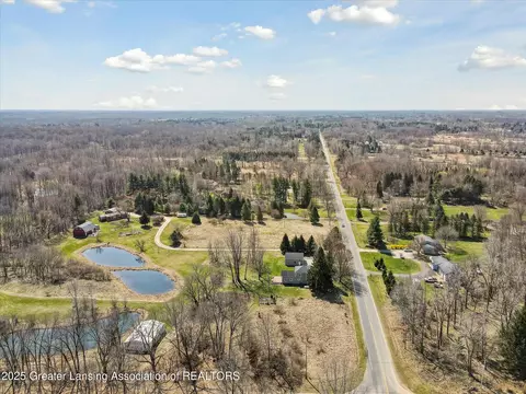11049 Upton Rd, Bath, MI 48808 photo 49