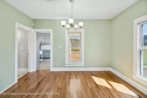 11049 Upton Rd, Bath, MI 48808 photo 6