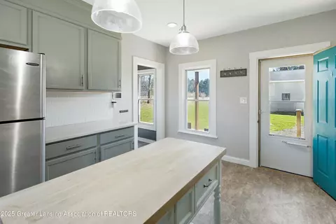 11049 Upton Rd, Bath, MI 48808 photo 12