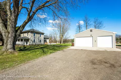 11049 Upton Rd, Bath, MI 48808 photo 44