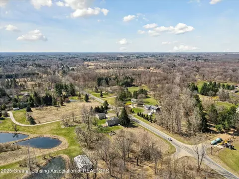 11049 Upton Rd, Bath, MI 48808 photo 50