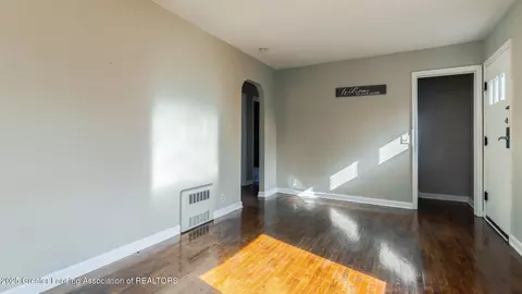 2520 Lyons Ave, Lansing, MI 48910 photo 7