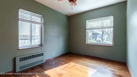 2520 Lyons Ave, Lansing, MI 48910 photo 14