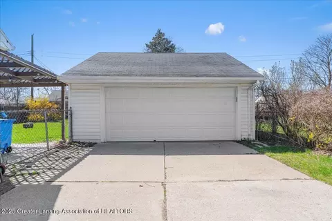 Exterior - 4614 Devonshire Ave, Lansing, MI 48910 photo 2 of 7