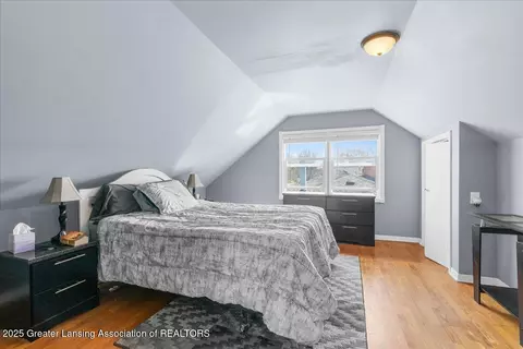 Bedroom - 4614 Devonshire Ave, Lansing, MI 48910 photo 3 of 3