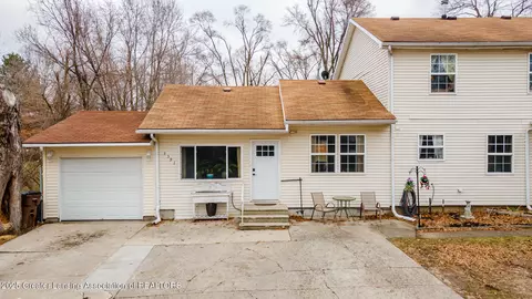 3391 S Meridian Rd, Jackson, MI 49203 photo 3