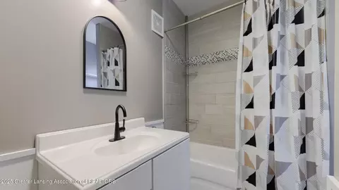 3391 S Meridian Rd, Jackson, MI 49203 photo 32
