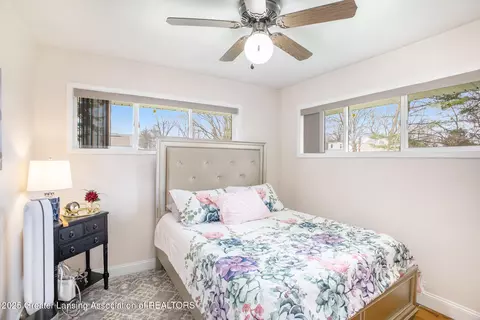 Bedroom - 532 E Cavanaugh Rd, Lansing, MI 48910 photo 1 of 3