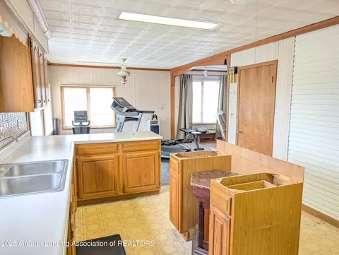 Kitchen - 2590 Park St, Lyons, MI 48851 photo 1 of 2