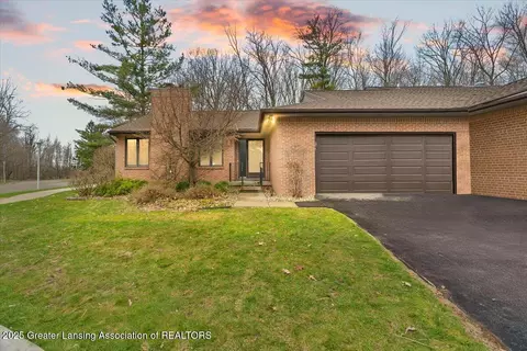 5331 E Hidden Lake Dr, East Lansing, MI 48823