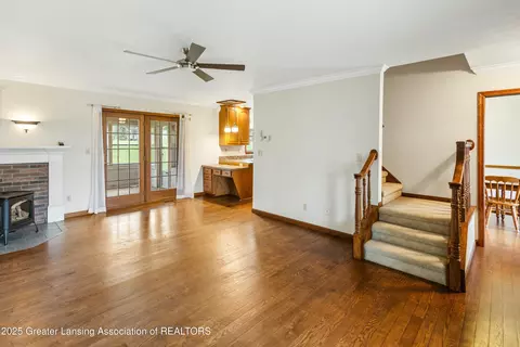 Living - 415 E Main St, Dewitt, MI 48820 photo 2 of 4