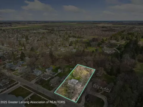 View/Area - 415 E Main St, Dewitt, MI 48820 photo 6 of 6