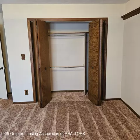 605 Beech St, Charlotte, MI 48813 photo 25