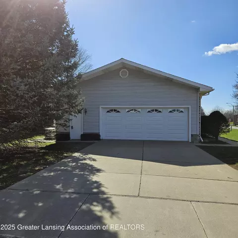 605 Beech St, Charlotte, MI 48813 photo 41