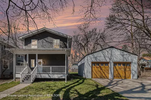 1239 Mechanics St, Lansing, MI 48912