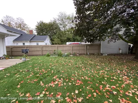 Exterior - 408 Exchange St, Owosso, MI 48867 photo 10 of 10