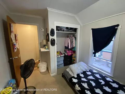 Bedroom - 408 Exchange St, Owosso, MI 48867 photo 5 of 12