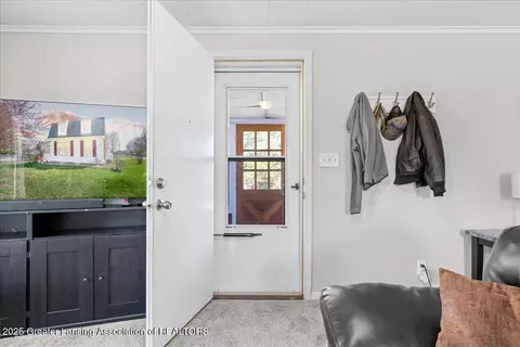 2434 Forest Rd, Lansing, MI 48910 photo 3